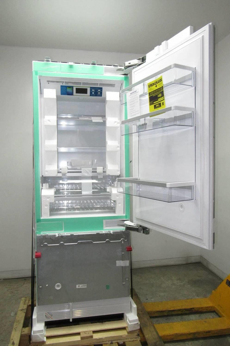 NIB Bosch Benchmark 30" BuiltIn Panel Ready Bottom Mount Refrigerator B30IB900SP