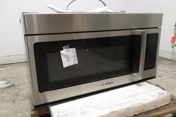 Bosch 300 Series 30" 300 CFM Over-the-Range Microwave Oven HMV3053U