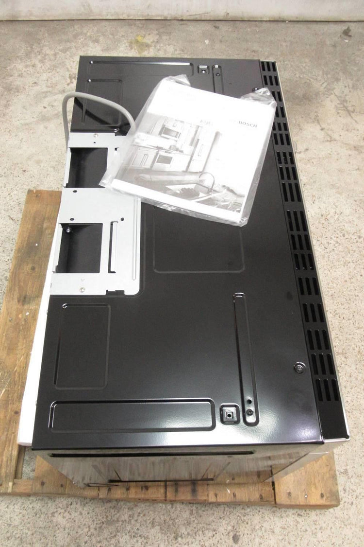 Bosch 500 Series 30" 1100 Watts 385 CFM Over-the-Range Microwave Oven HMV5053U