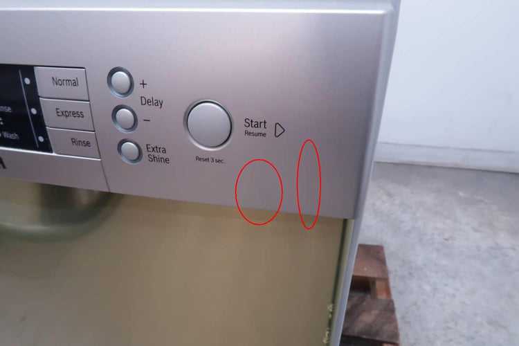 Bosch 800 18" 44dB AquaStop Full Console ADA Dishwasher SPE68U55UC