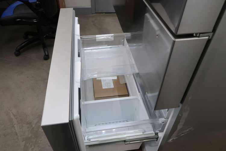 Bosch 800 Series 36" SS Counter Depth French Door Smart Refrigerator B36CL80SNS