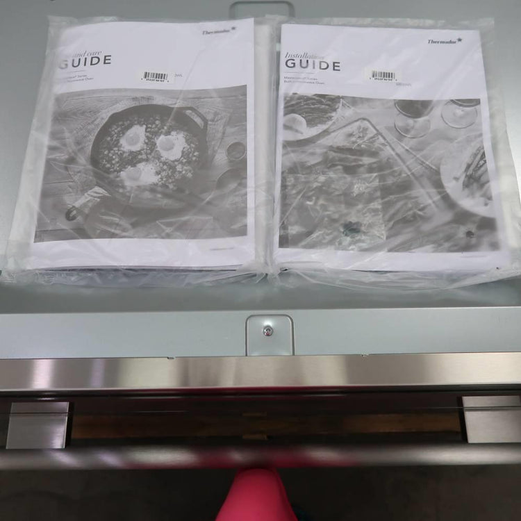 Thermador Masterpiece Series 30" SS 950w 1.6 Cu.Ft. Built In Microwave MB30WS