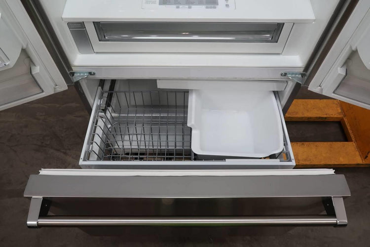 Viking 3 Series '15 36" Stainelss 22.1 Cu.Ft French Door Refrigerator *RVRF336SS - Alabama Appliance