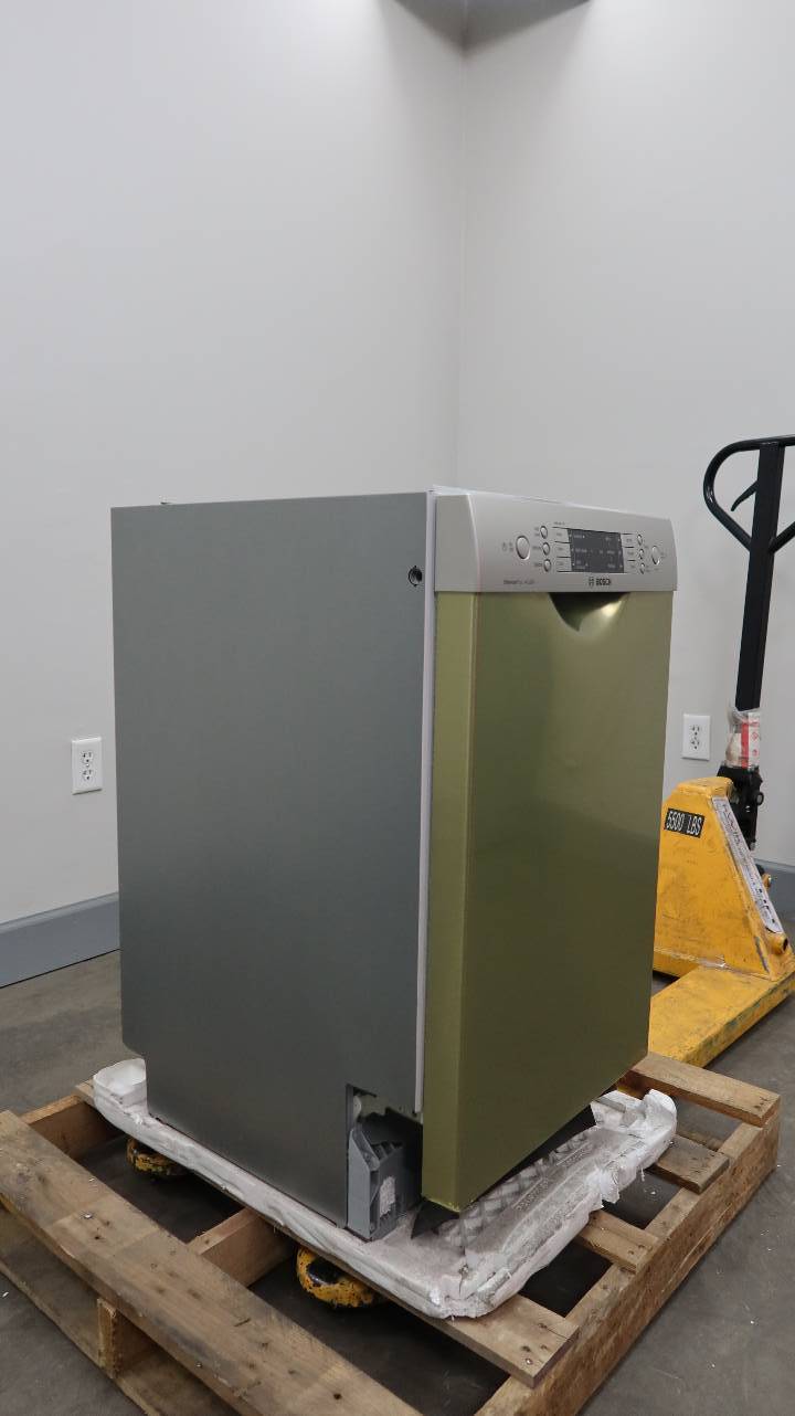 Bosch 18" 44dBA Button Control Full Console 800 Series Dishwasher SPE68U55UC