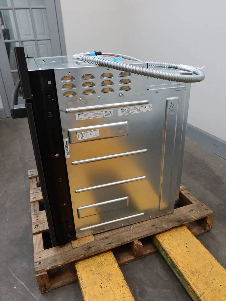 Bosch 30" Smart Single Electric Black Stainless 800 Series Wall Oven HBL8443UC