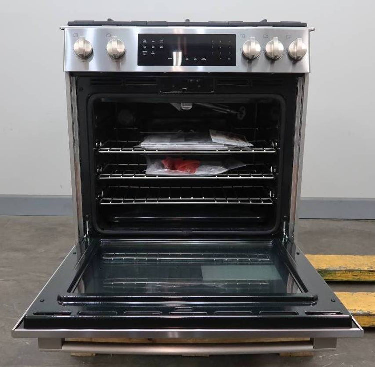 Bosch 800 Series HGI8056UC 30" S.S 5 Sealed Burners 9 Mode Slide-In Gas Range