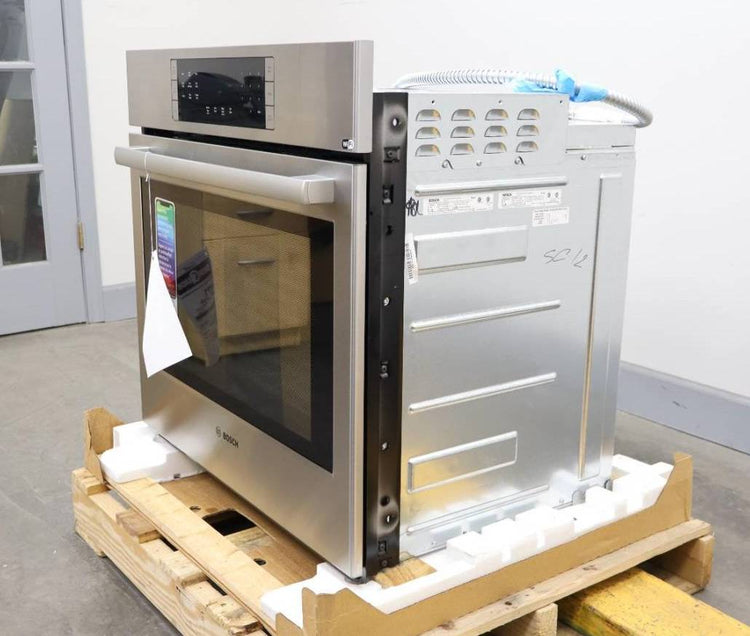 Bosch 800 Series 30" SS Smart Wifi 4.6 Cap Single Electric Wall Oven HBL8453UC