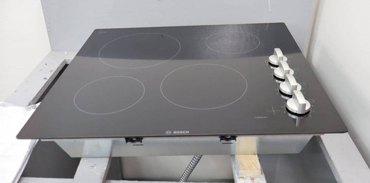 Bosch 500 Series 24" Infinite Temp Control BlackGlass Electric Cooktop NEM5466UC