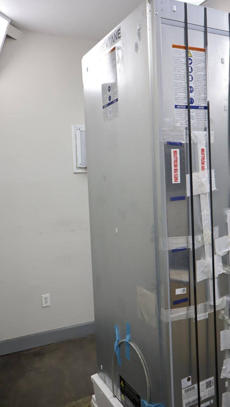 Bosch 30" Built-In Bottom Mount Benchmark Series Smart Refrigerator B30IB905SP