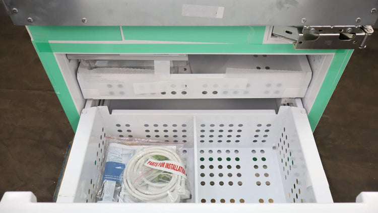 Bosch 30" Built-In Bottom Mount Benchmark Series Smart Refrigerator B30IB905SP