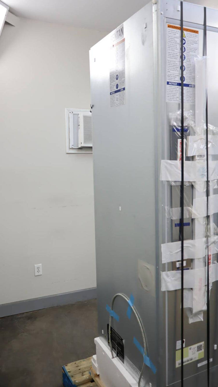 Bosch 30" Built-In Bottom Mount Benchmark Series Smart Refrigerator B30IB905SP