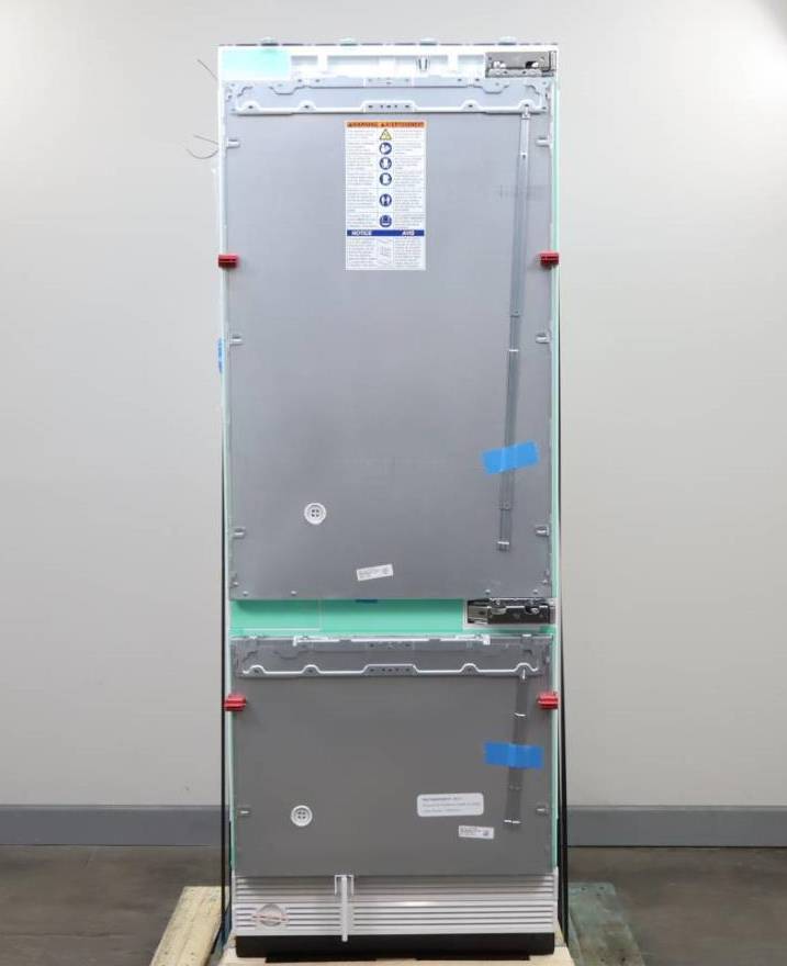 Bosch Benchmark Series 30" Built-In Bottom Mount Smart Refrigerator B30IB905SP