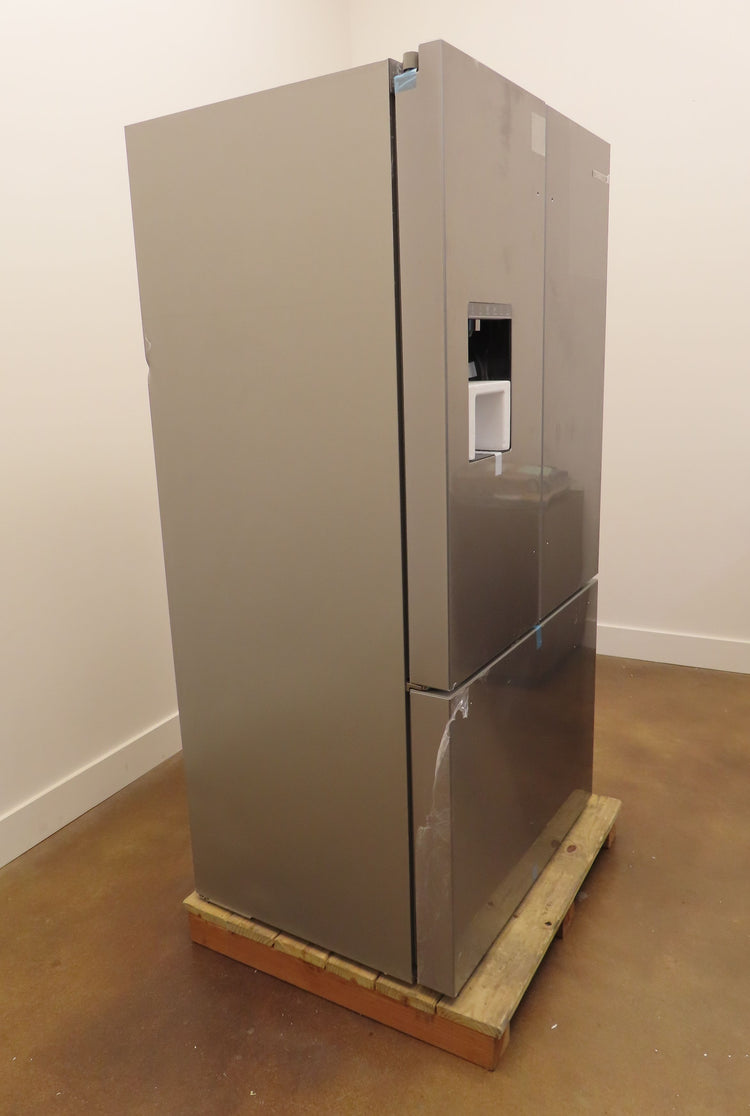 Bosch 500 Series B36CD50SNS 36" Freestanding French Door Refrigerator Images