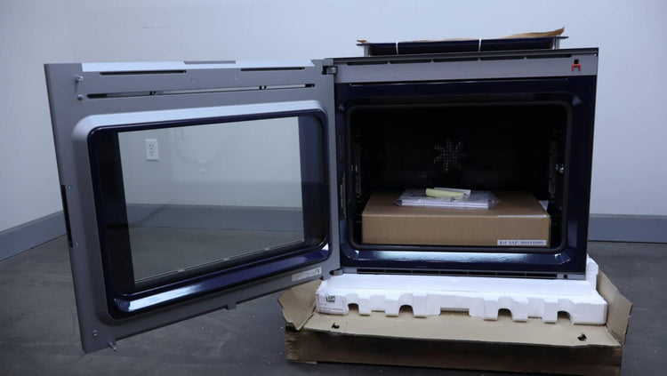 Gaggenau 30" 400 Series 4.5 Cu.Ft TFT Glass Front SS Single Oven BO481613