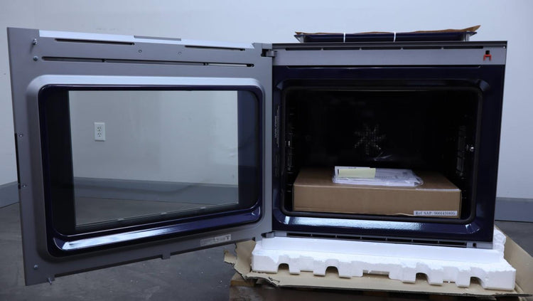 Gaggenau 400 Series 30" 4.5 Cu.Ft TFT Glass Front SS Single Oven BO481613