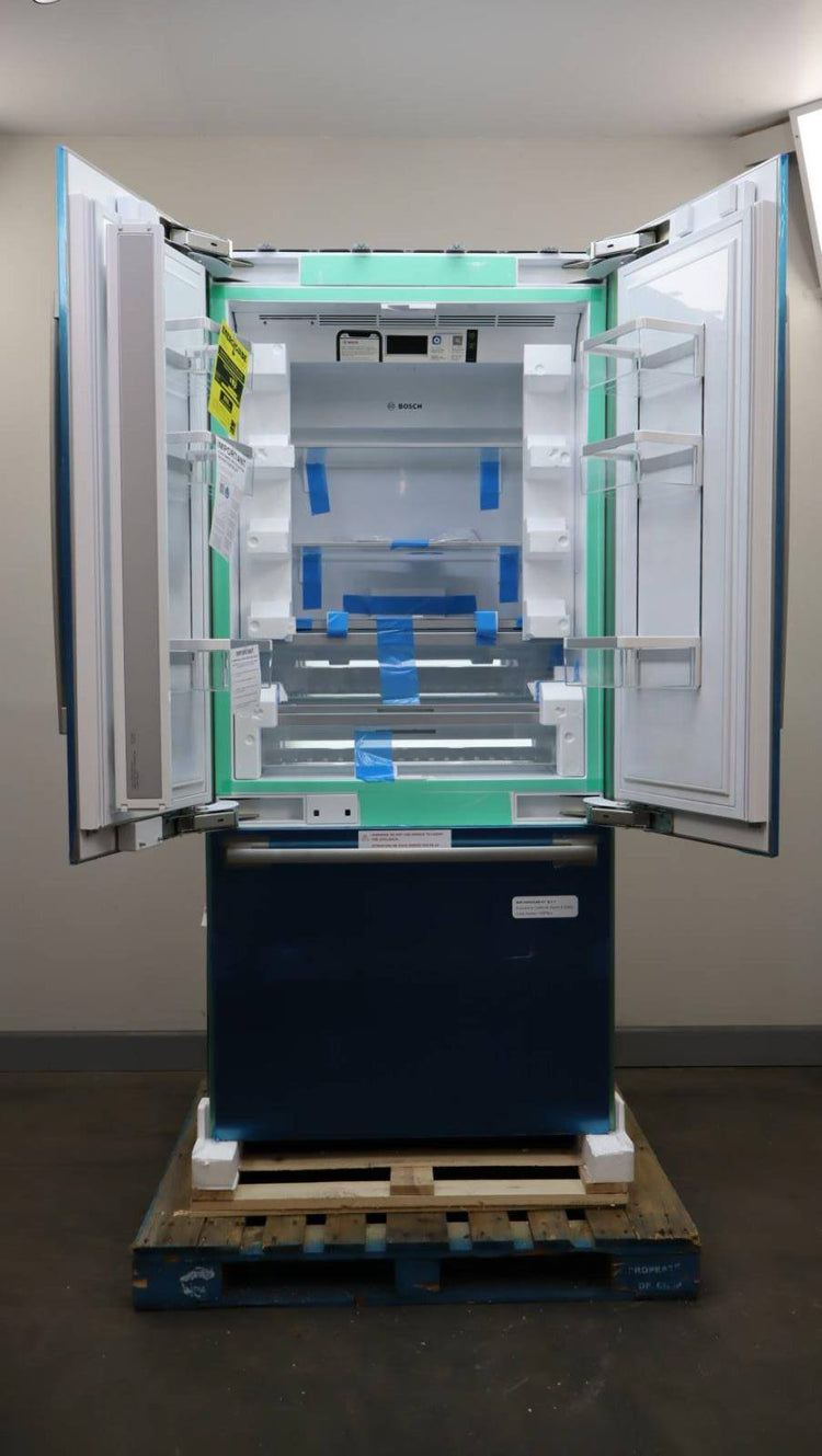 Bosch 36" SS Built-In French Door Smart Benchmark Series Refrigerator B36BT935NS