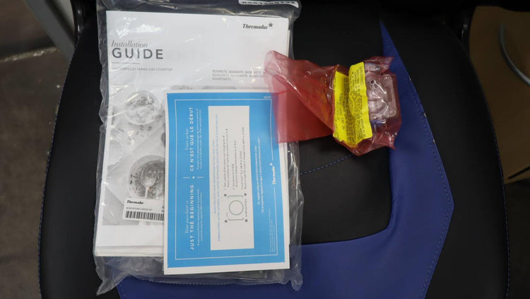 Thermador Masterpiece Series 30" Stainless 5 Star Burner's Cooktop SGSXP305TS