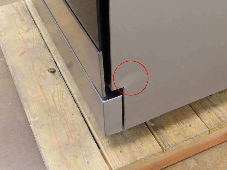 Viking 3 Series 30" 5 Burners Freestanding Gas Range RVGR33025BSSLP 2021 Model