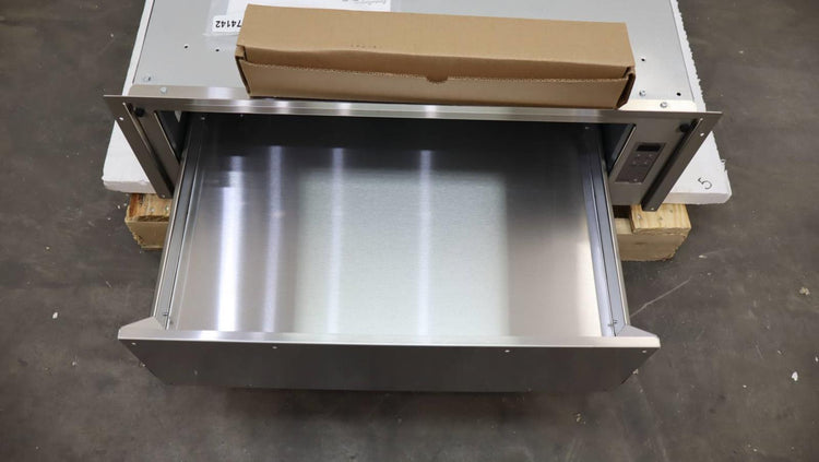 Thermador 30" PR 450 W heater 2.2 Cu.Ft Automatic Shut-Off Warming Drawer WD30WC