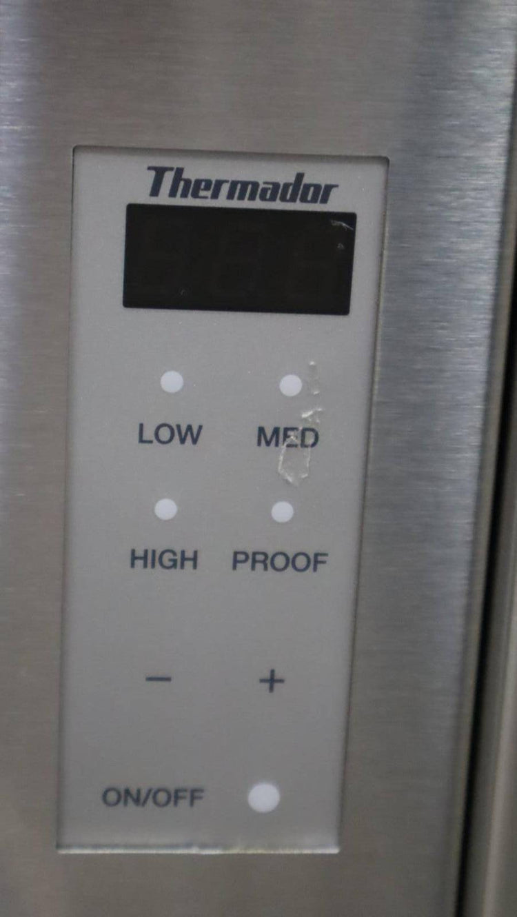 Thermador 30" PR 450 W heater 2.2 Cu.Ft Automatic Shut-Off Warming Drawer WD30WC