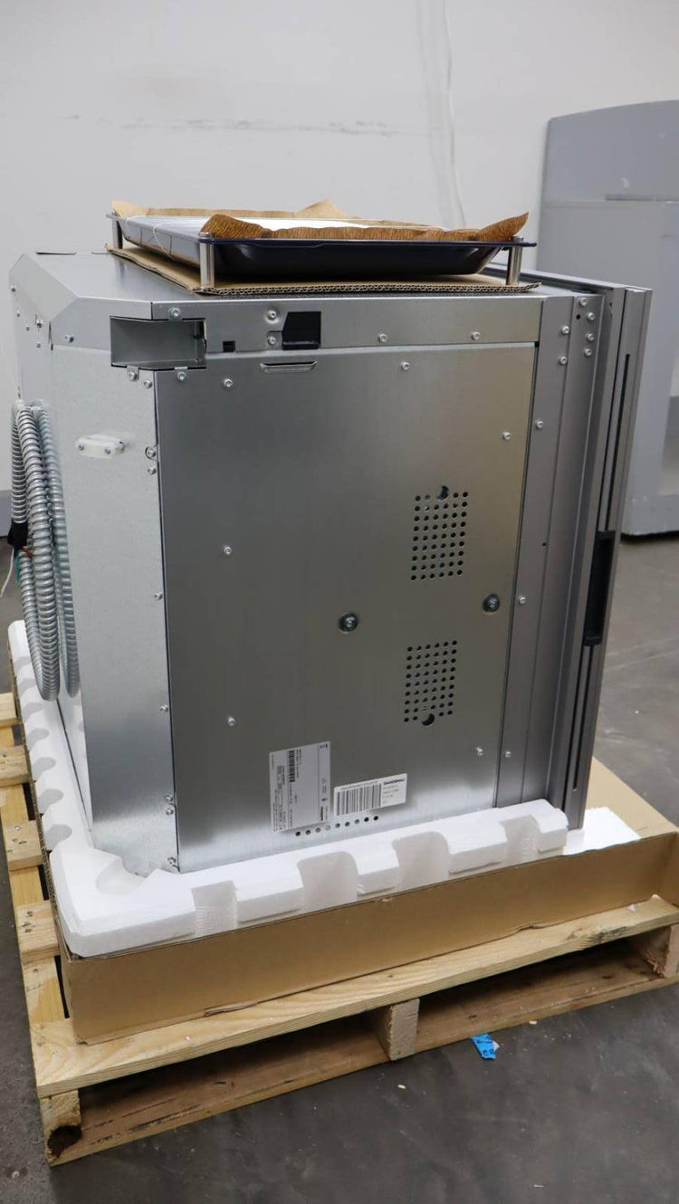 Gaggenau 30" 4.5 cap Home Connect Smart Electric 400 Series Wall Oven BO480613