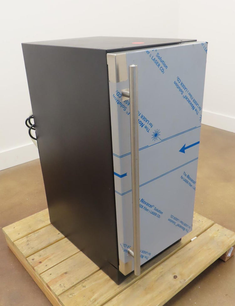 Marvel MLNP115SS01B 15" Built-In Nugget Stainless Ice Maker With a pump Pics