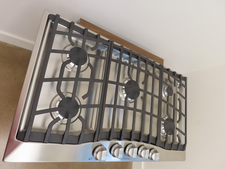 Viking RVGC33615BSS 36" Gas Cooktop with 5 Sealed Burners Stainless 2024 Model