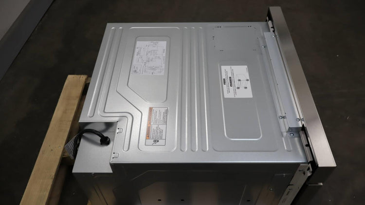 Bosch 24" 800 Series 1.2 Cu.Ft. Cap 950 Watt Smart Microwave Drawer HMD8454UC