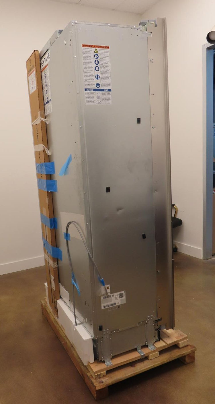 Thermador Freedom Collection T42BT110NS 42" BuiltIn French Door Refrigerator Pic