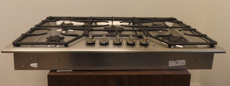 Thermador Masterpiece Series SGS365TS 36" 5 Sealed Burner Gas Cooktop Excellent