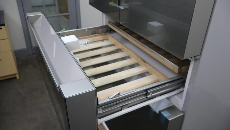 Bosch 36" 20.5 Cu. Ft 800 Series 4 French Door Smart SS Refrigerator B36CL81ENG