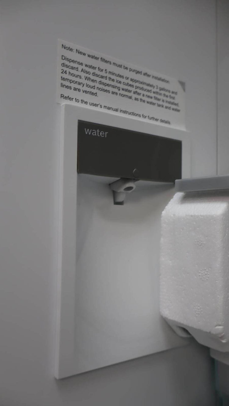 Bosch 36" 20.5 Cu. Ft 800 Series 4 French Door Smart SS Refrigerator B36CL81ENG