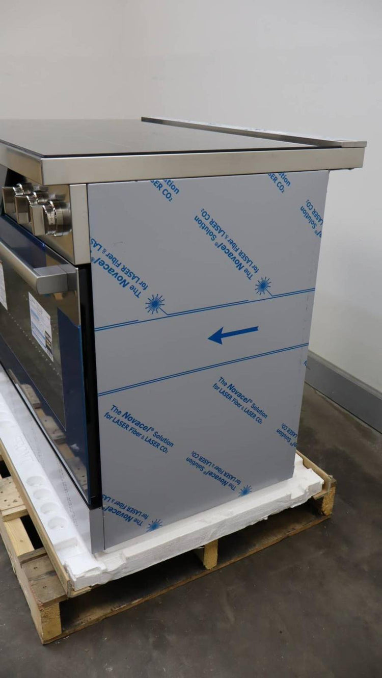 Bosch 36" Slide-In 3.7 cu.ft 5 Elements 800 Series Induction Range HIS8655U