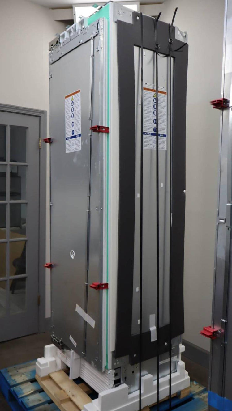 Thermador Freedom Collection 48" Refrigerator & Freezer T24IR905SP / T24IF905SP