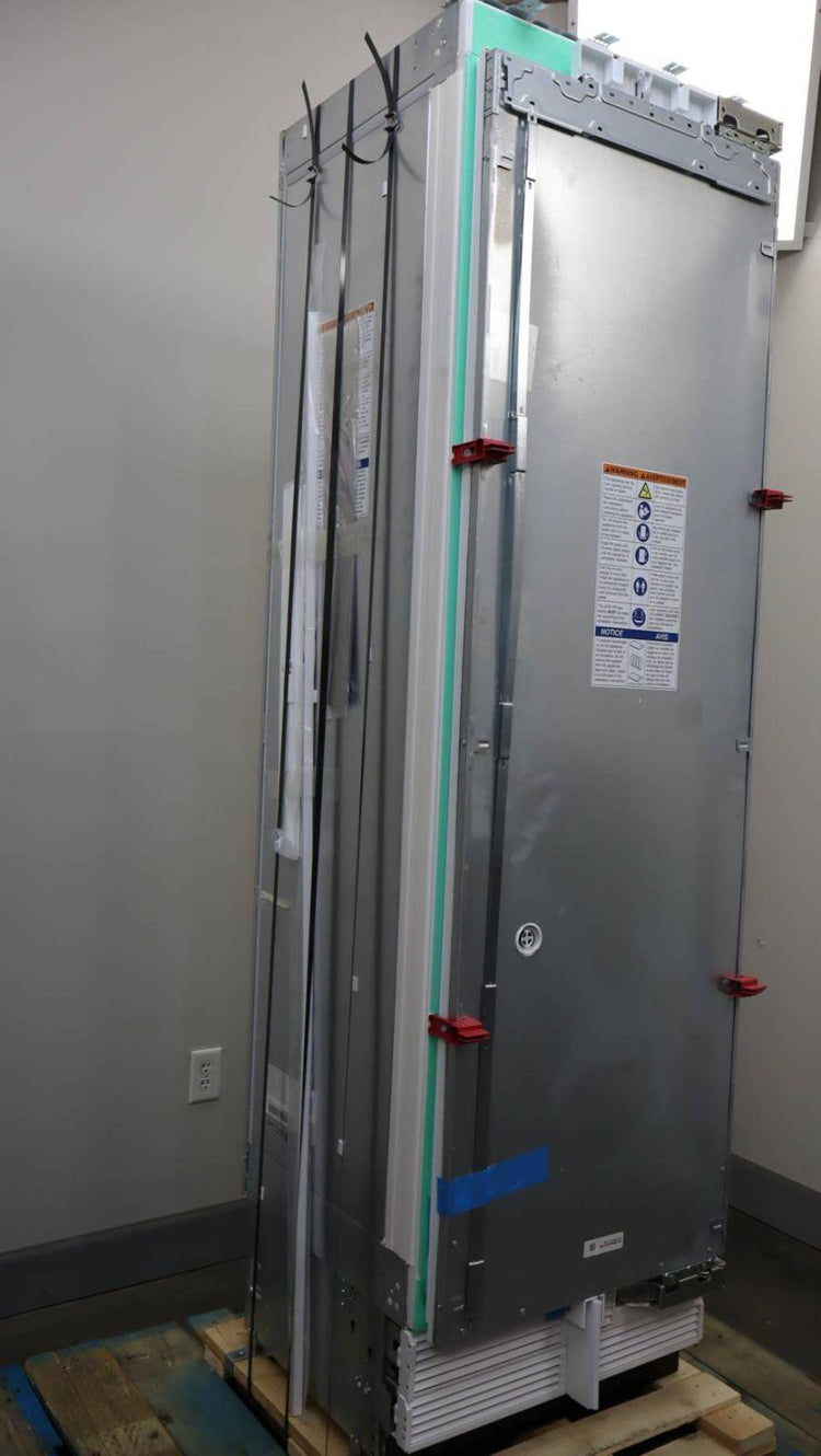 Thermador Freedom Collection 48" Refrigerator & Freezer T24IR905SP / T24IF905SP