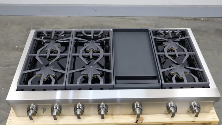 Thermador 48" Stainless 6 Star Burner Professional Series Rangetop PCG486WD