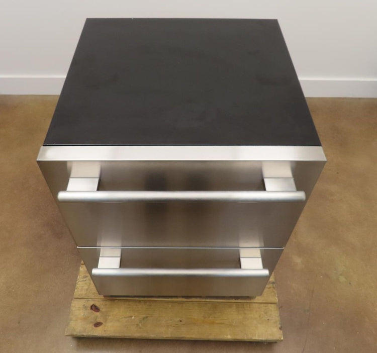 Thermador Freedom Collection T24UR915DS 24" Built-In Undercounter Refrigerator