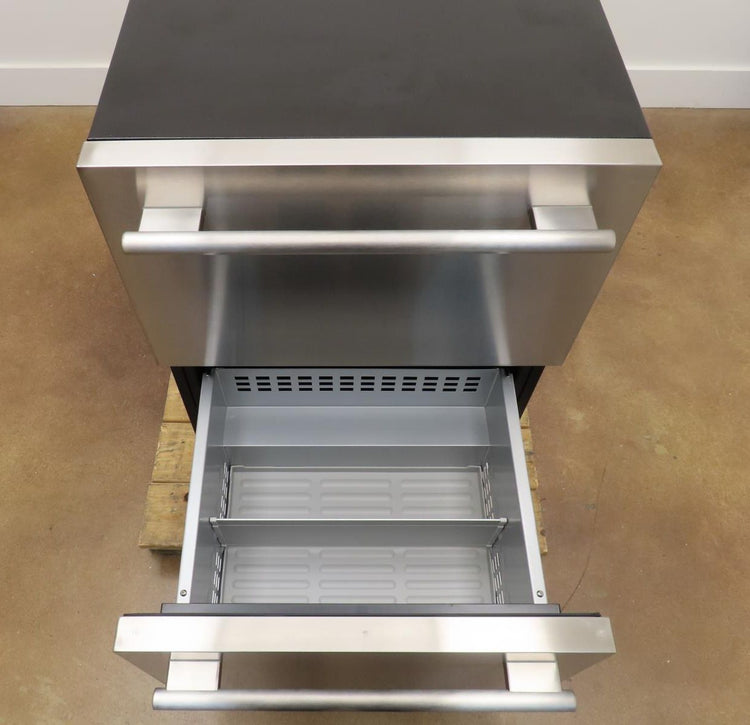 Thermador Freedom Collection T24UR915DS 24" Built-In Undercounter Refrigerator