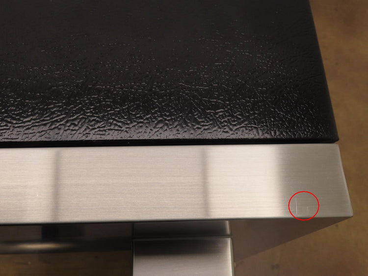 Thermador Freedom Collection T24UR915DS 24" Built-In Undercounter Refrigerator