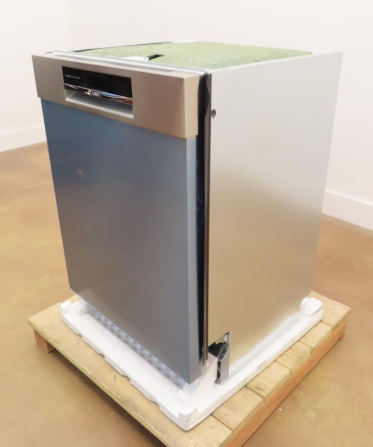 Bosch Benchmark Series SHE89PW75N Semi Integrated Dishwasher 38 dBA Pics