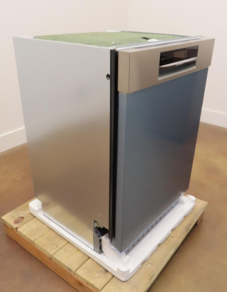 Bosch Benchmark Series SHE89PW75N Semi Integrated Dishwasher 38 dBA Pics