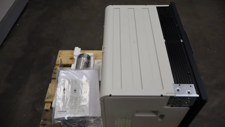 Gaggenau 200 Series 24" Non-Plumbed 19 Bar Built-In Coffee Machine CMP250711