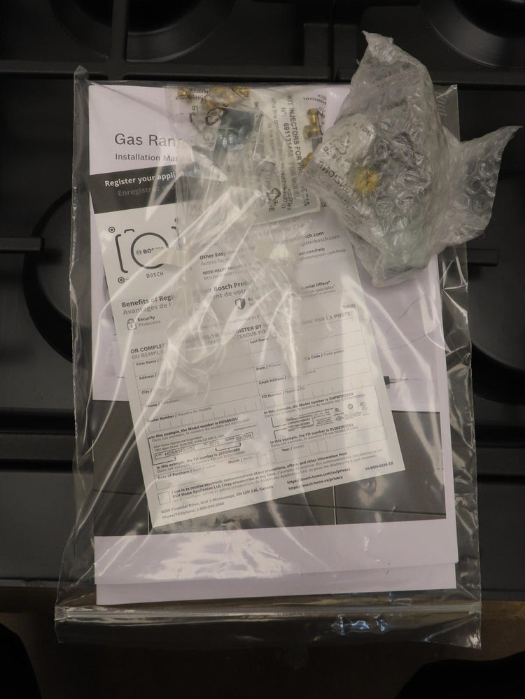 Bosch 800 Series RGM8658UC 36" 6 Sealed Burners Slide-In Gas S.Steel Rangetop