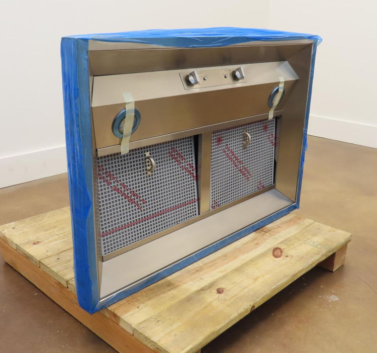 Viking RVCH336SS 36 Inch 460 CFM Halogen Lights Wall Mount Chimney Range Hood