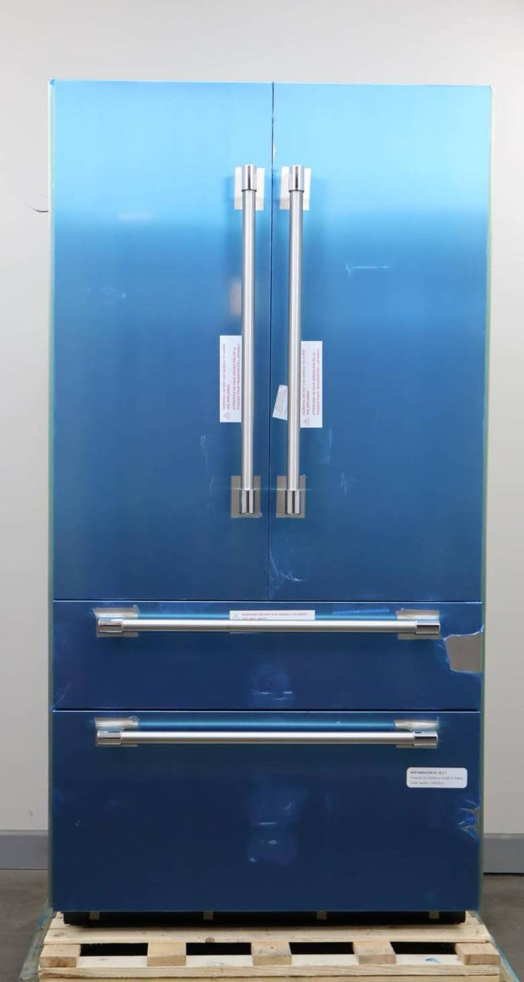 Thermador Freedom Collect 42" 4-Door French Door Smart Refrigerator T42BT120NS