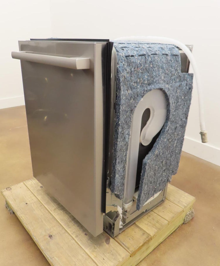 Bosch Benchmark Series SHX9PCM5N 24" Fully Integrated Built-In Dishwasher Pics