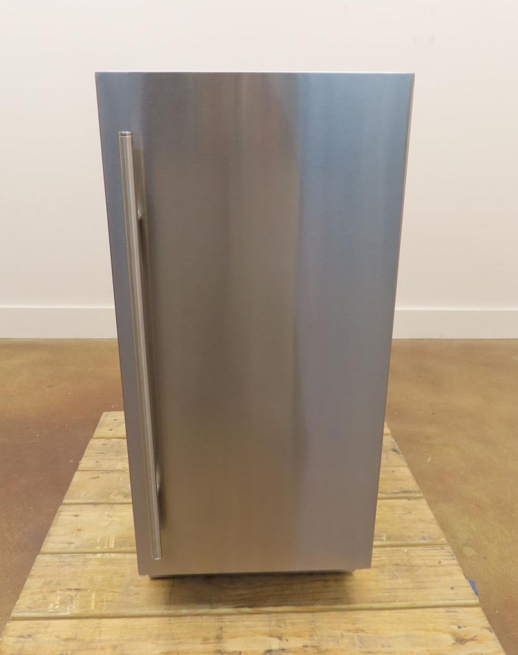 Scotsman Brilliance Series SCCP50MB1SS 15" Undercounter Gourmet Ice Maker