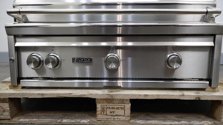Lynx Professional Grill 36" 935 sq in. Cooking Surface Built-In Grill LF36ATRNG