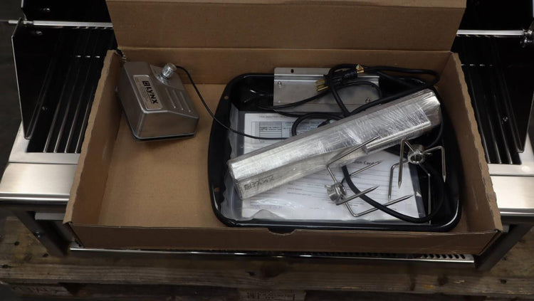 Lynx Professional Grill 36" 935 sq in. Cooking Surface Built-In Grill LF36ATRNG