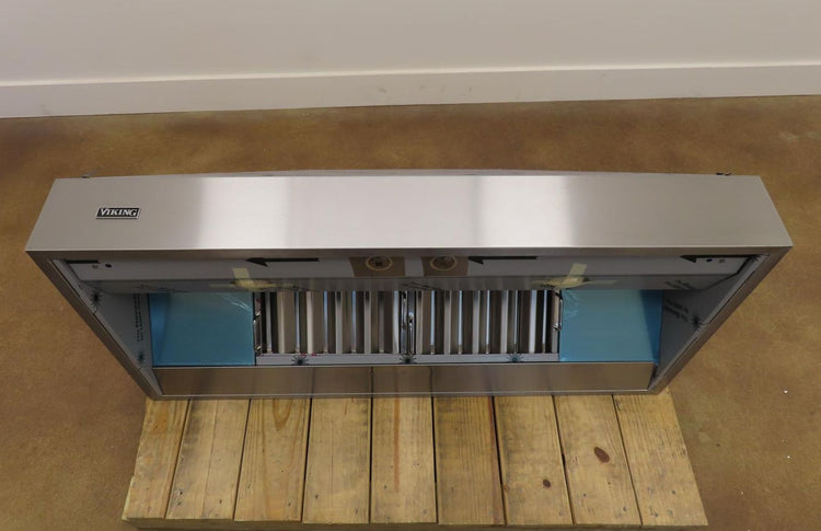 Viking Professional 5 Series VCWH54848SS 48" Wall Mount Chimney Range Hood